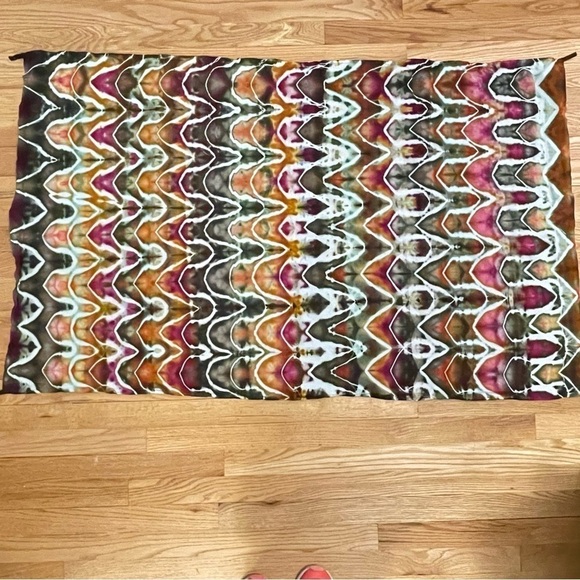 Hand tie dyed wall hanging flag tapestry in a 52x32" psychedelic earth large - Picture 7 of 7